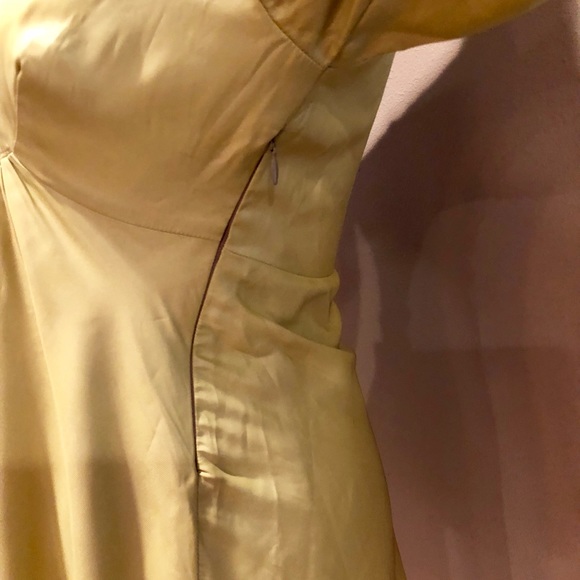 Italian Designed Fitted Bloused Sleeve Top - Picture 6 of 6